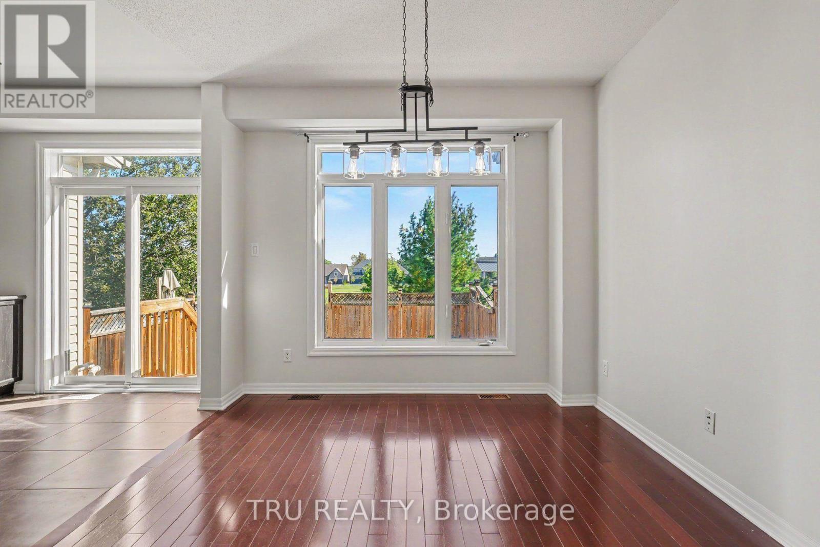641 Sunburst Street, Ottawa, Ontario  K1T 0L1 - Photo 8 - X13827404