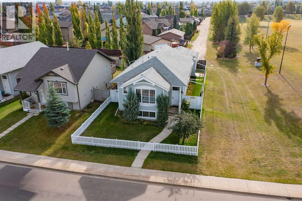 236 Kingston Drive, Red Deer, Alberta  T4P 0A7 - Photo 1 - A2346919