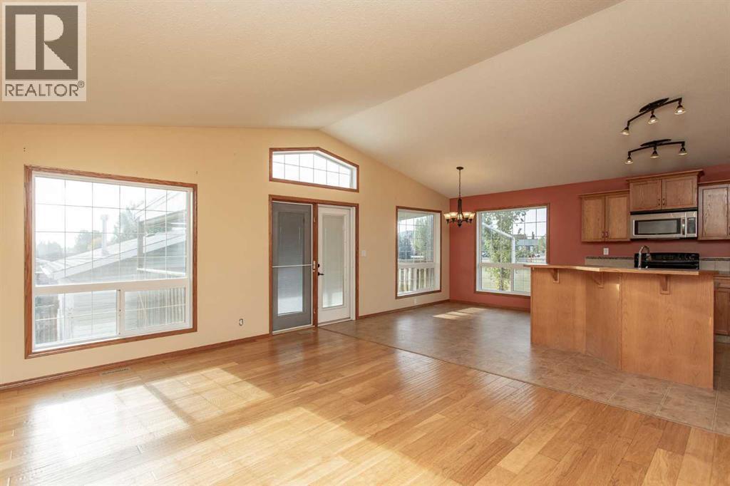 236 Kingston Drive, Red Deer, Alberta  T4P 0A7 - Photo 9 - A2346919