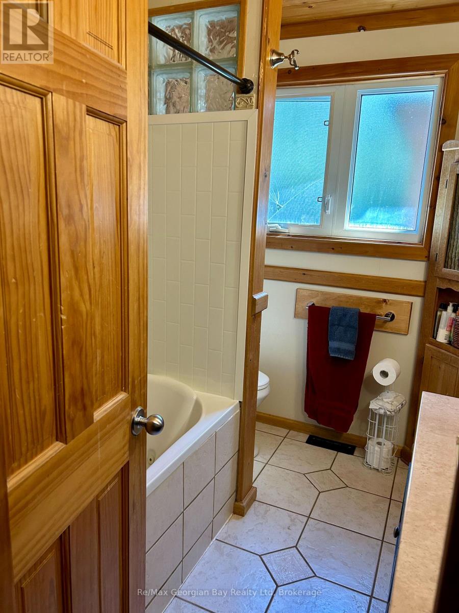 4437 Line 9 North Line, Oro-Medonte, Ontario  L0K 1E0 - Photo 17 - S13827500