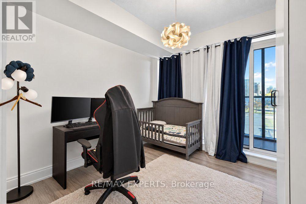 208b - 9600 Yonge Street, Richmond Hill (North Richvale), Ontario  L4C 0X3 - Photo 18 - N13827460