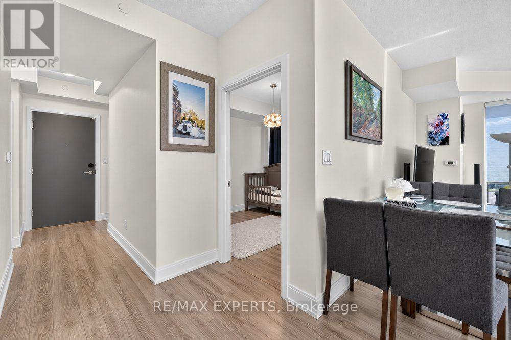 208b - 9600 Yonge Street, Richmond Hill (North Richvale), Ontario  L4C 0X3 - Photo 4 - N13827460