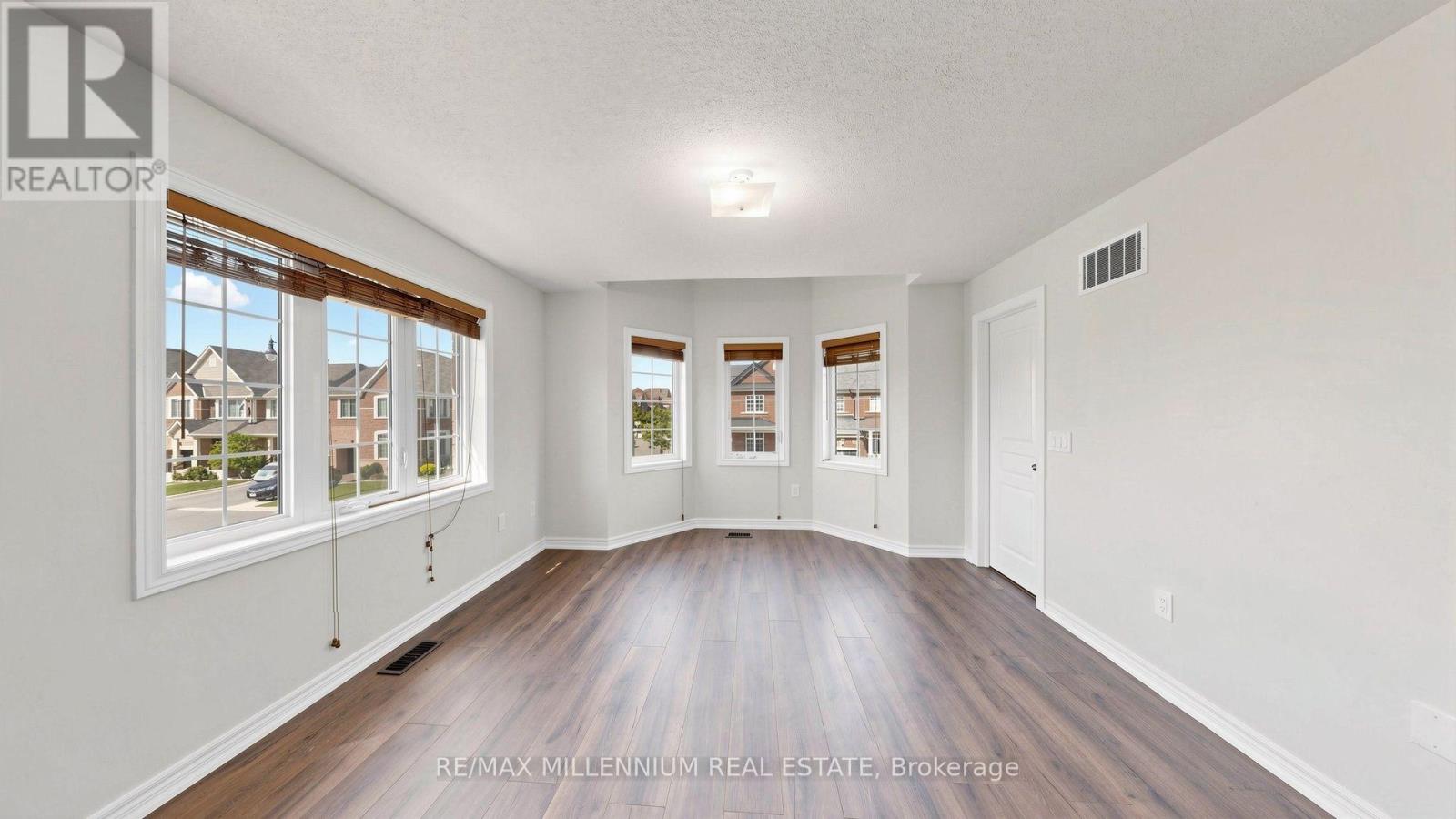 65 Yellowknife Road, Brampton, Ontario  L6R 3X5 - Photo 29 - W13827356
