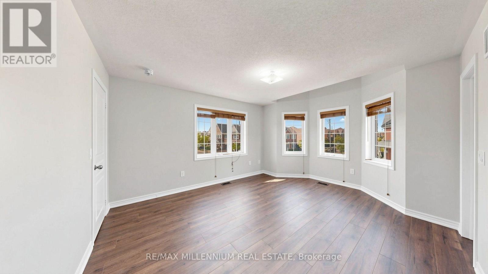 65 Yellowknife Road, Brampton, Ontario  L6R 3X5 - Photo 30 - W13827356