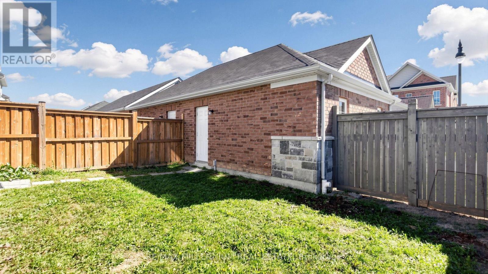 65 Yellowknife Road, Brampton, Ontario  L6R 3X5 - Photo 47 - W13827356