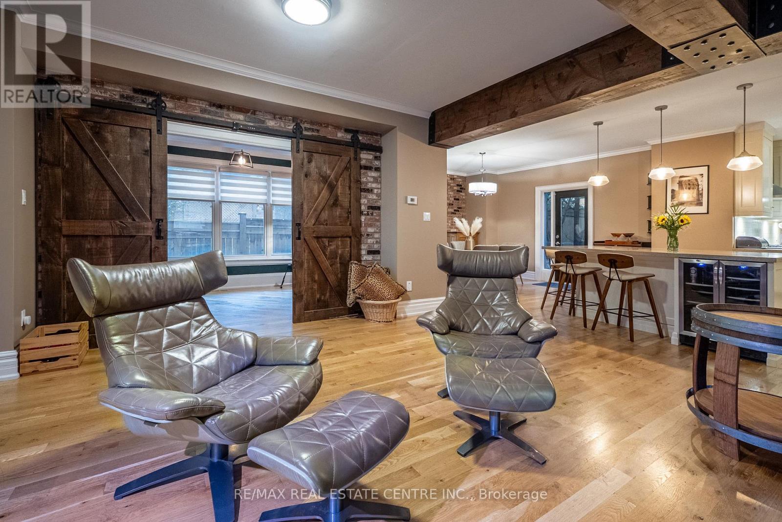 283 Plains Road W, Burlington, Ontario  L7T 1G1 - Photo 13 - W13827410