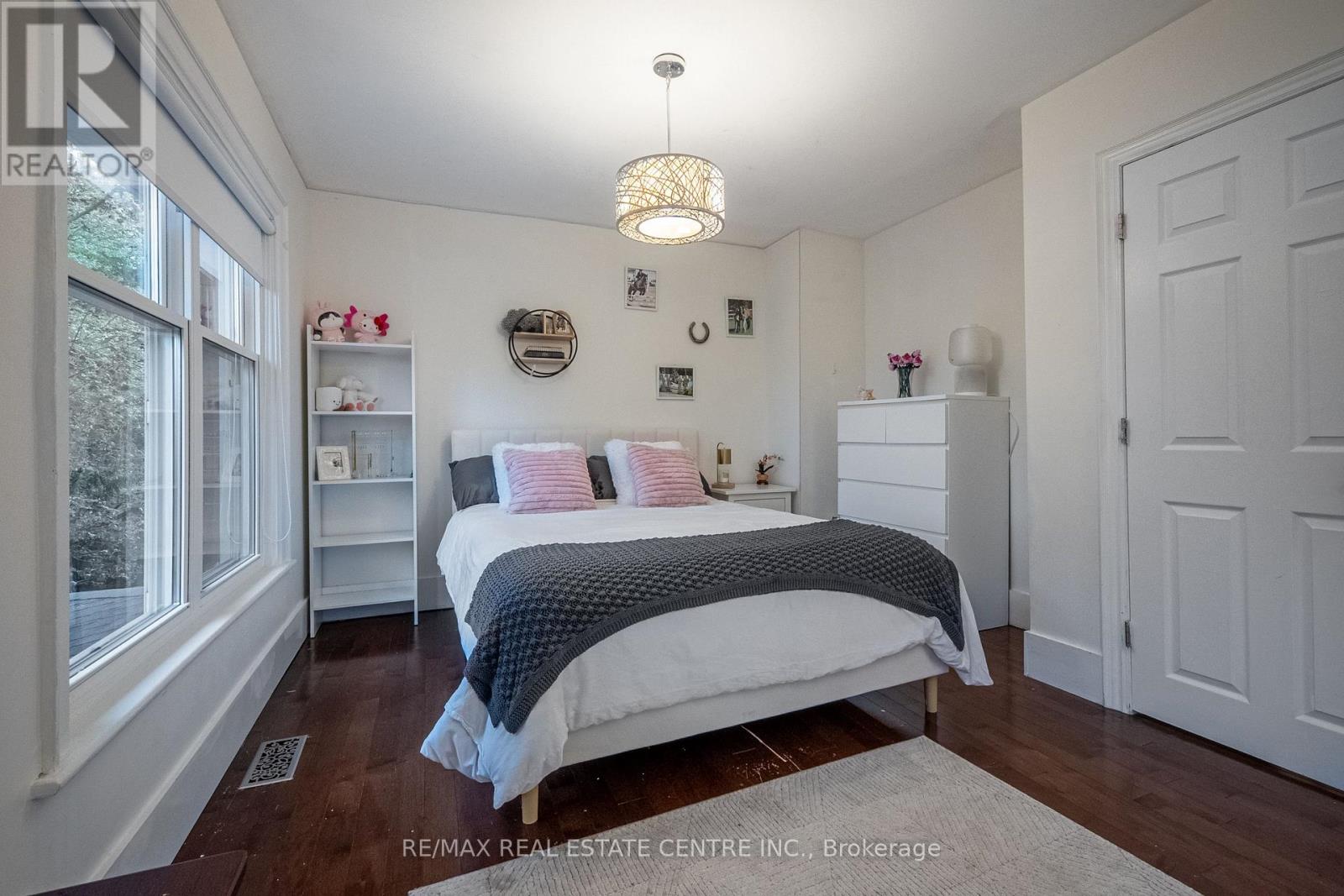 283 Plains Road W, Burlington, Ontario  L7T 1G1 - Photo 30 - W13827410