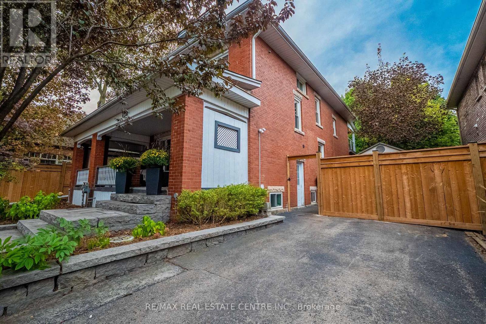 283 Plains Road W, Burlington, Ontario  L7T 1G1 - Photo 45 - W13827410