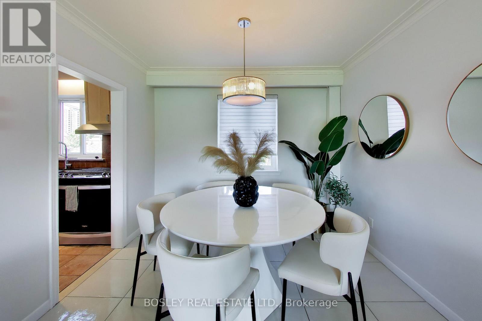 74 Raven Road, Toronto, Ontario  M6L 2A7 - Photo 10 - W13827478