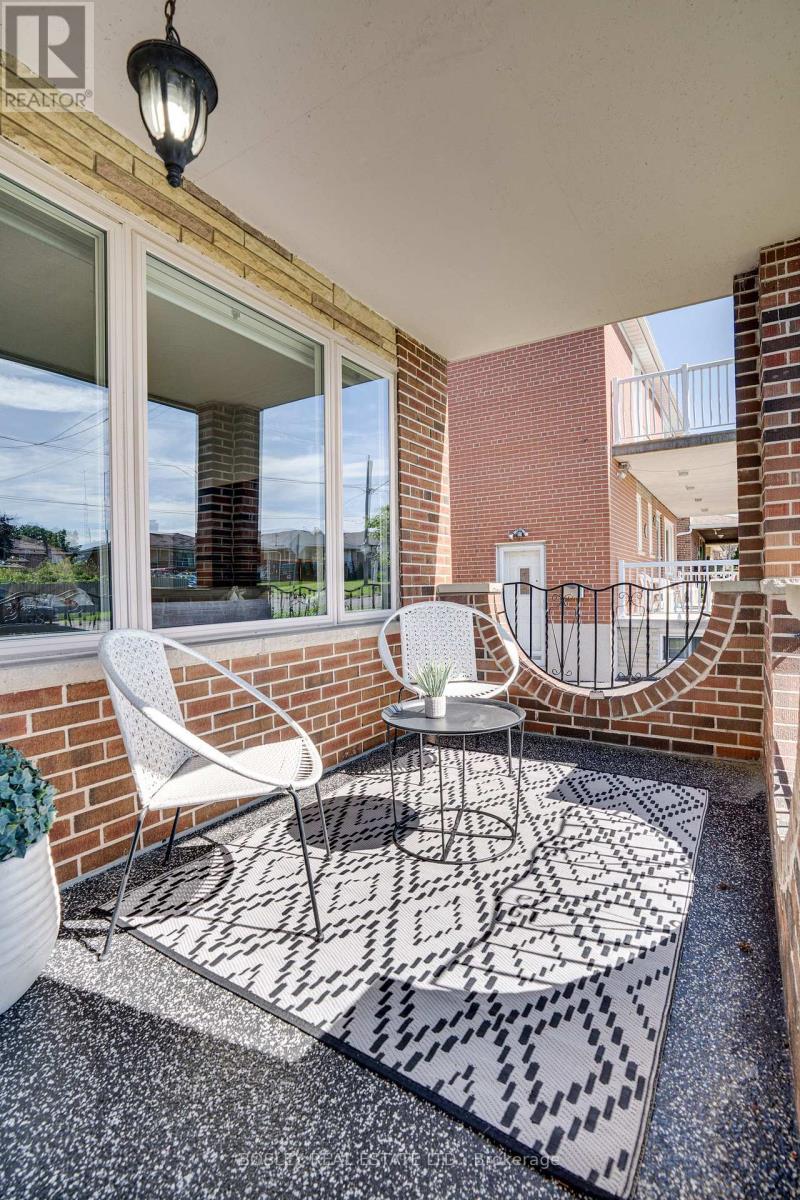 74 Raven Road, Toronto, Ontario  M6L 2A7 - Photo 2 - W13827478