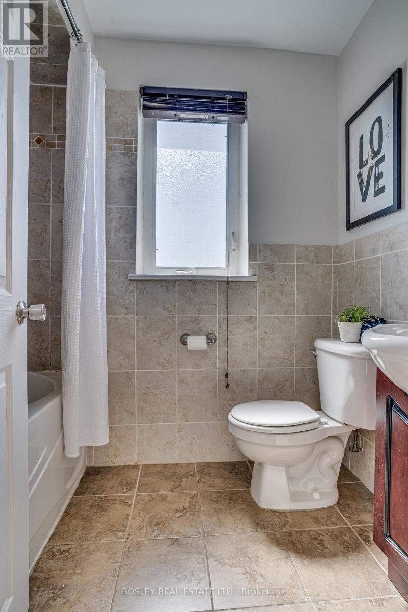 74 Raven Road, Toronto, Ontario  M6L 2A7 - Photo 29 - W13827478