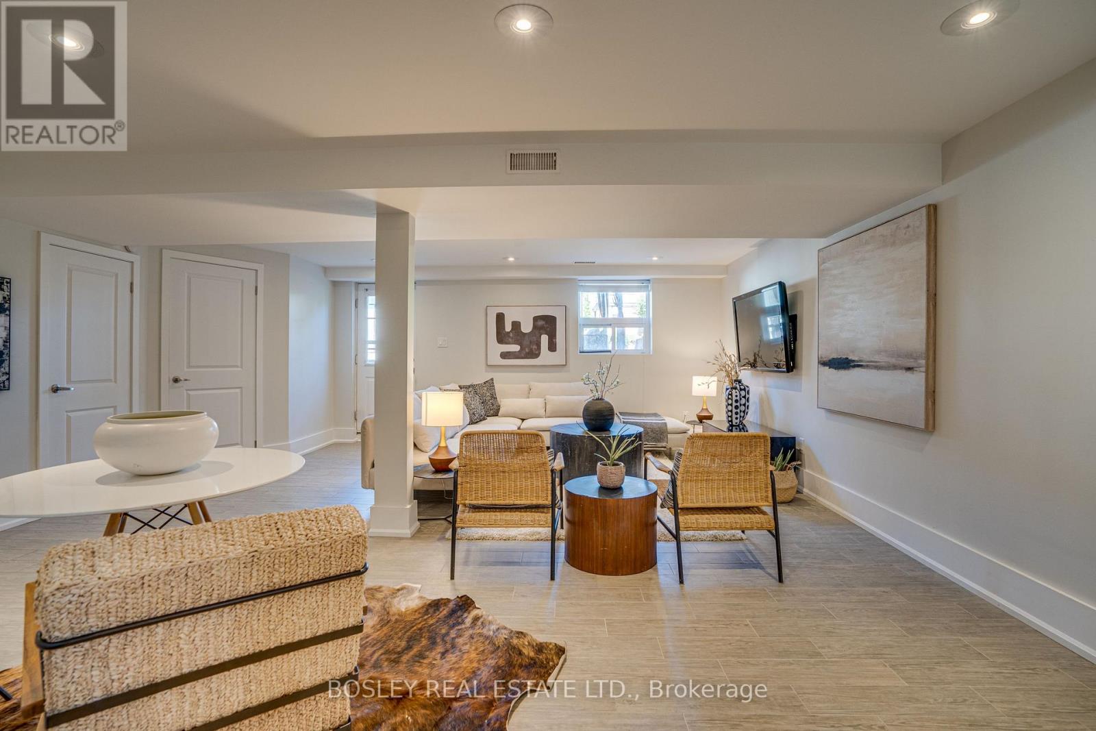 74 Raven Road, Toronto, Ontario  M6L 2A7 - Photo 35 - W13827478