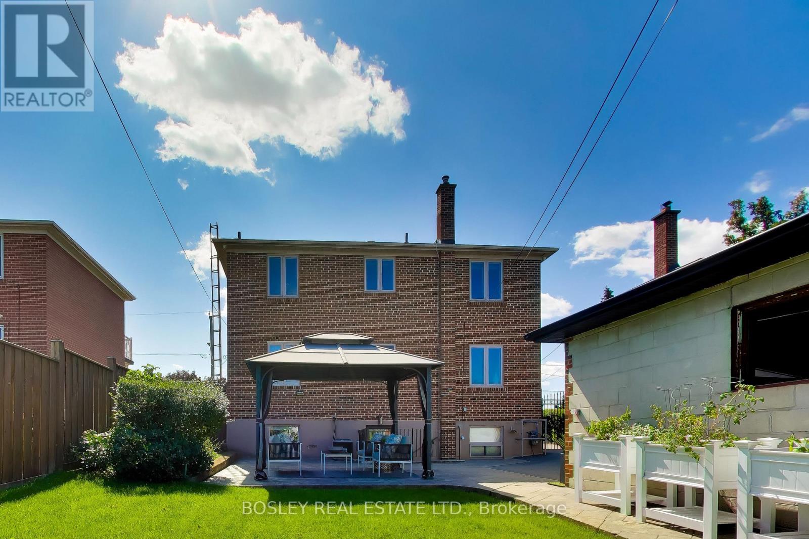 74 Raven Road, Toronto, Ontario  M6L 2A7 - Photo 41 - W13827478