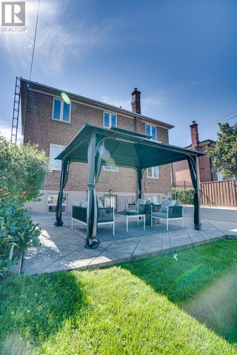 74 Raven Road, Toronto, Ontario  M6L 2A7 - Photo 42 - W13827478