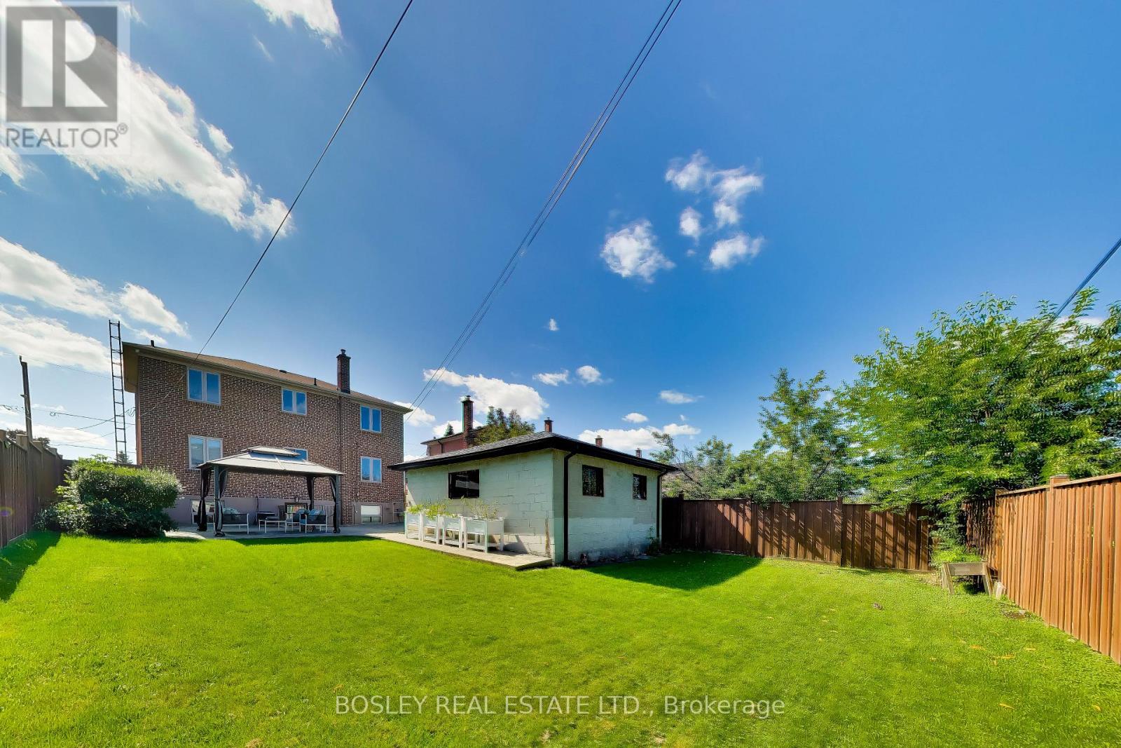 74 Raven Road, Toronto, Ontario  M6L 2A7 - Photo 44 - W13827478
