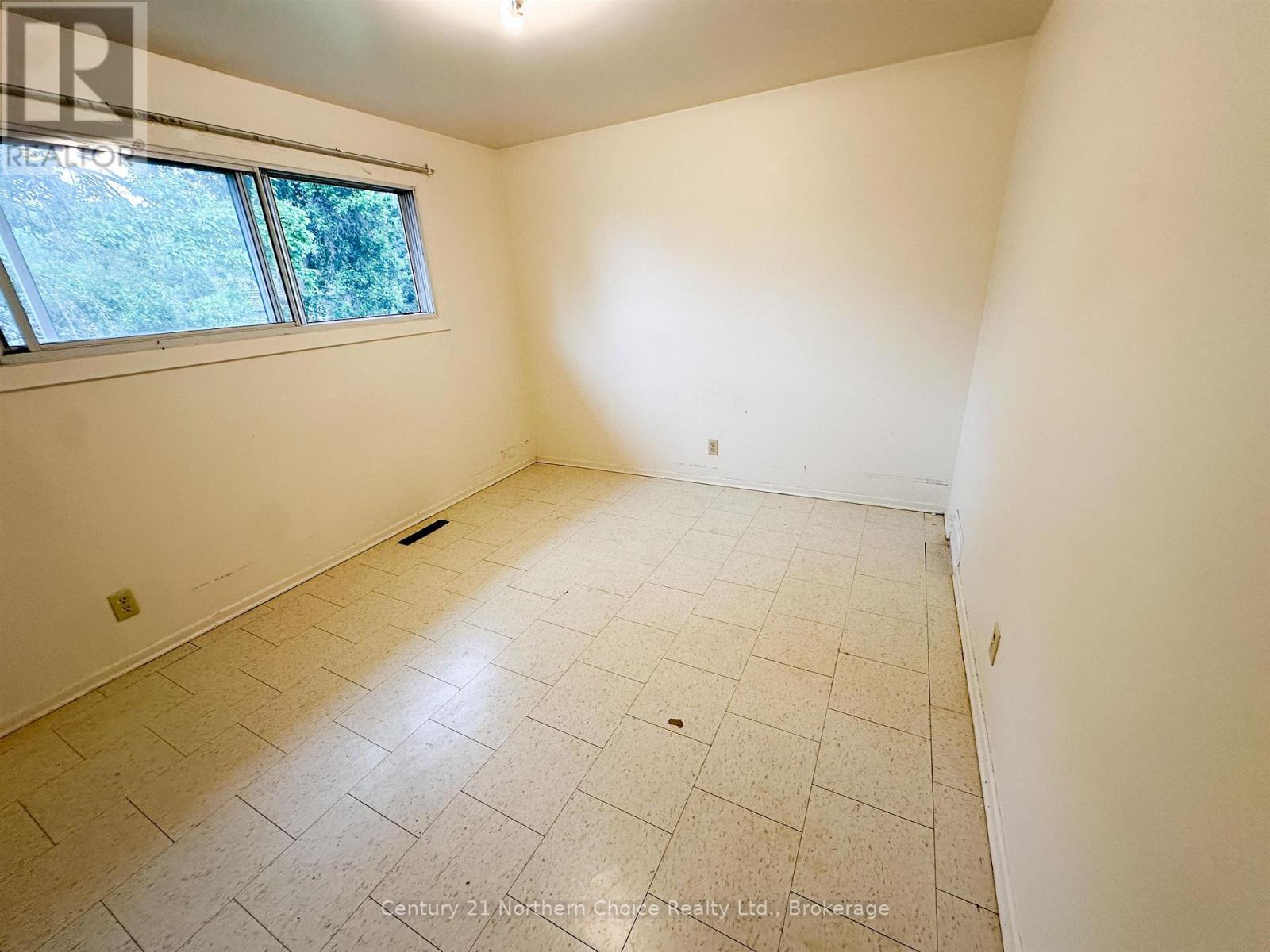 47/49 Pine Street, Ear Falls, Ontario  P0V 1T0 - Photo 8 - X13588262