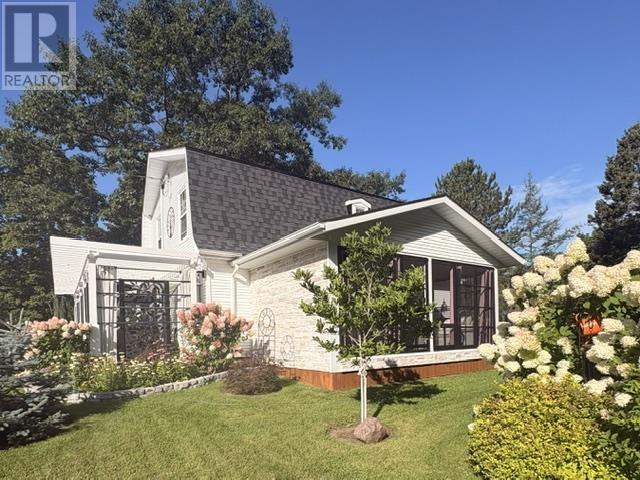3044 East St, Hilton Beach, Ontario  P0R 1G0 - Photo 10 - SM262098