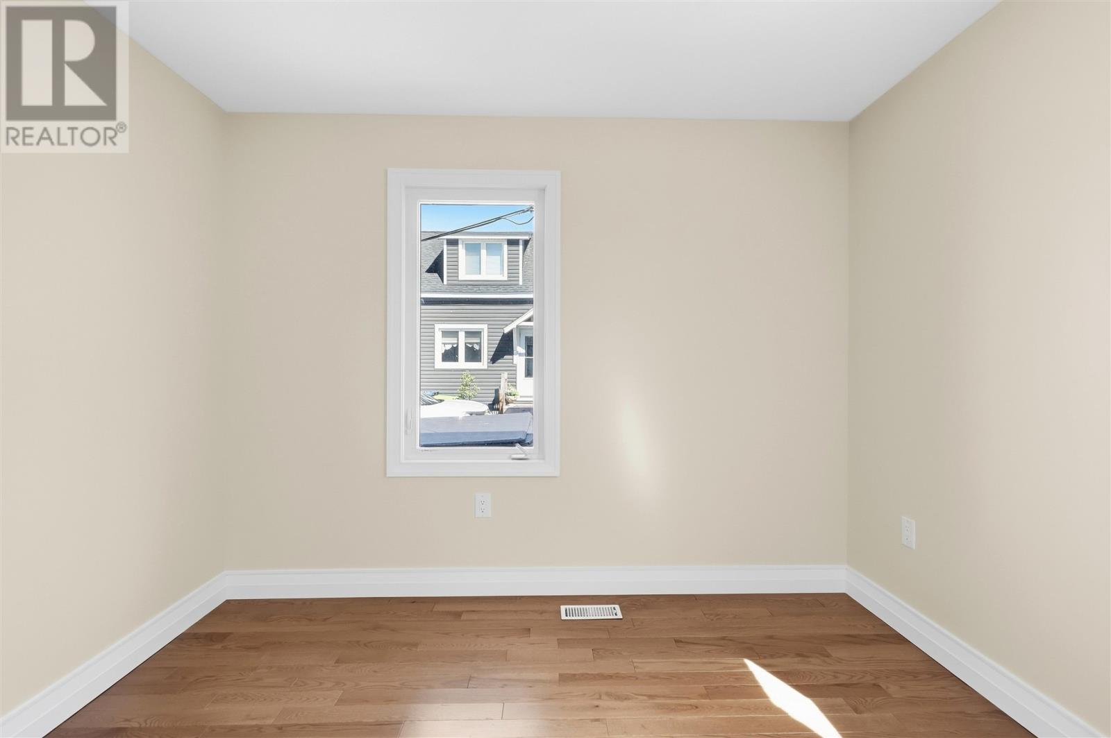 56 Dennis St, Sault Ste. Marie, Ontario  P6A 2W9 - Photo 8 - SM262603