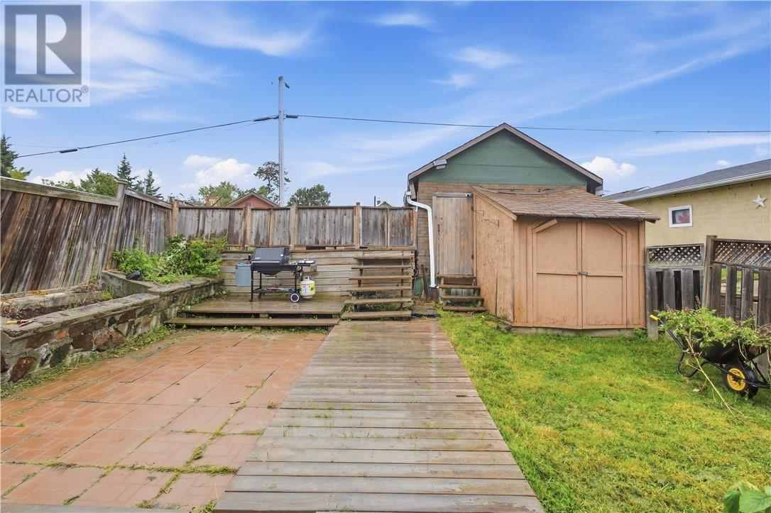21 Bulmer Avenue, Sudbury, Ontario  P3C 3J2 - Photo 27 - 2130599