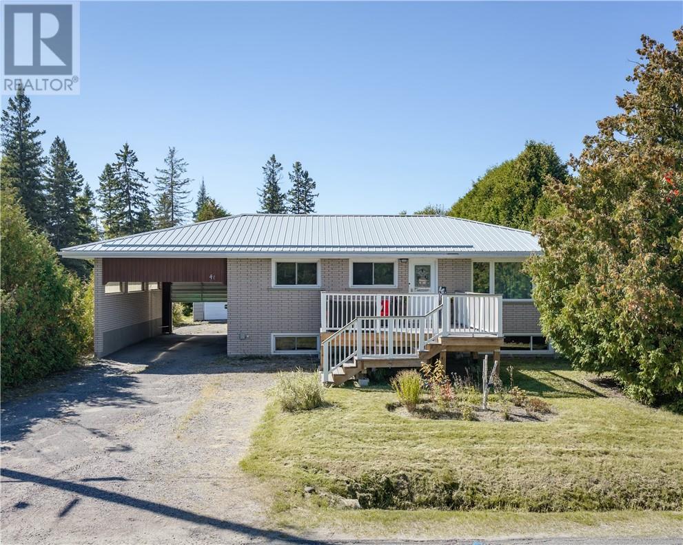 41 Moxam Drive, Greater Sudbury, Ontario
