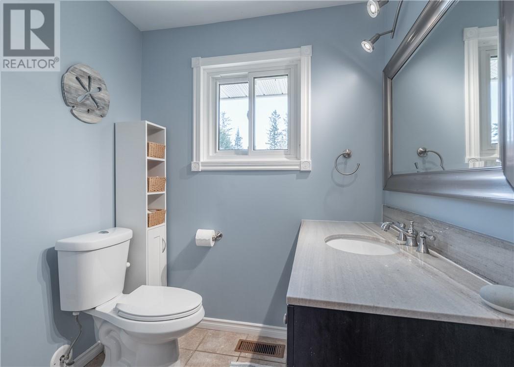 41 Moxam Drive, Greater Sudbury, Ontario  P3Y 1C5 - Photo 11 - 2130596