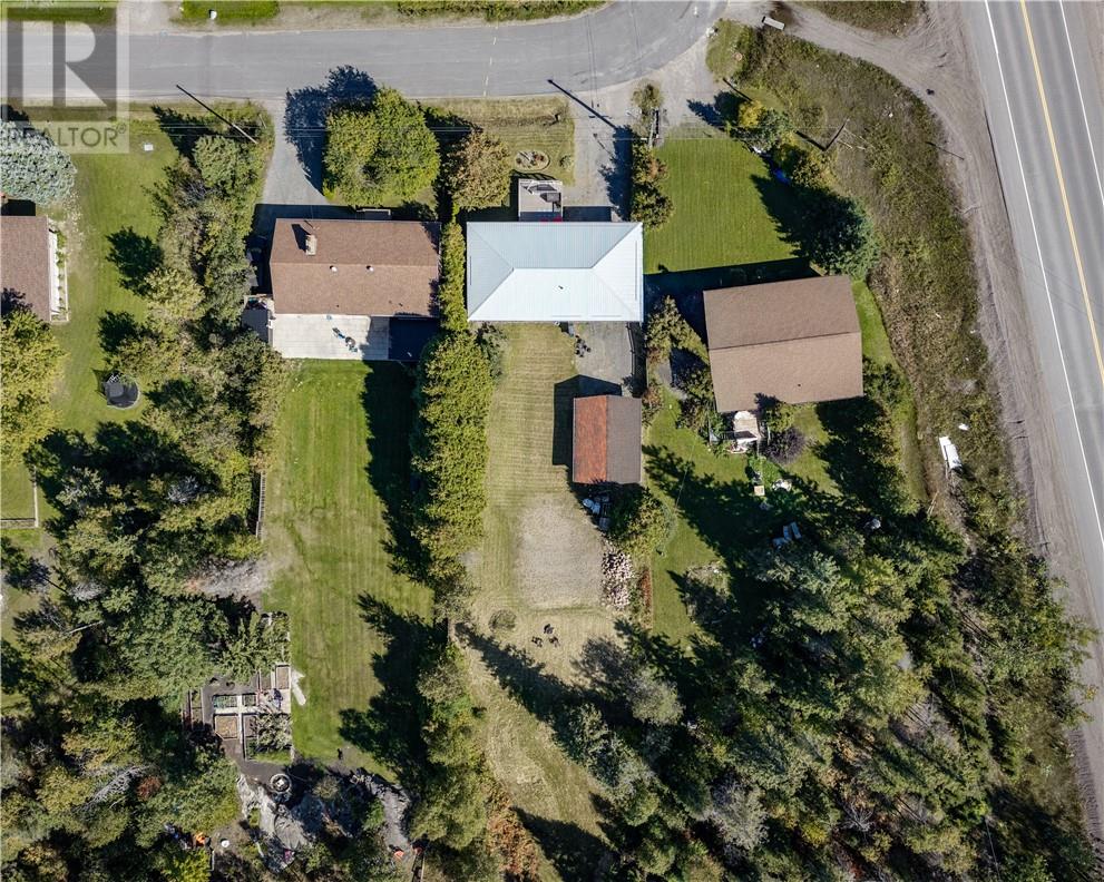 41 Moxam Drive, Greater Sudbury, Ontario  P3Y 1C5 - Photo 33 - 2130596