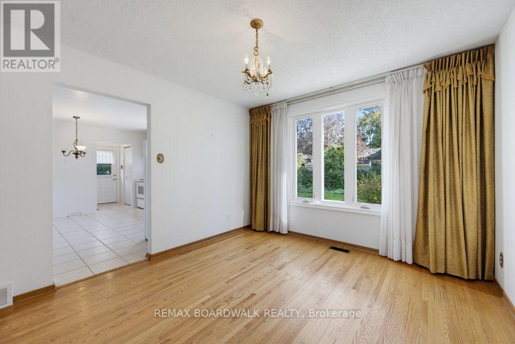 60 Northpark Drive, Ottawa, Ontario  K1B 3R8 - Photo 12 - X13825366