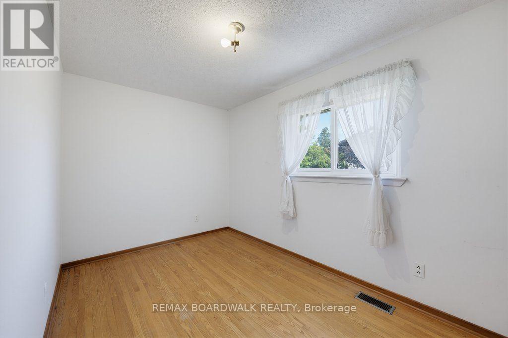 60 Northpark Drive, Ottawa, Ontario  K1B 3R8 - Photo 15 - X13825366