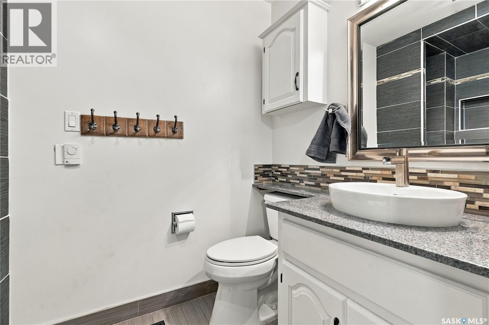1716 Clive Bay E, Regina, Saskatchewan  S4V 2R8 - Photo 23 - SK049331