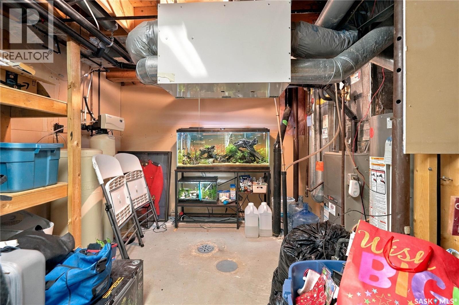 1716 Clive Bay E, Regina, Saskatchewan  S4V 2R8 - Photo 43 - SK049331