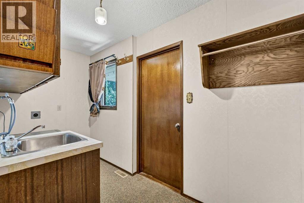 167 Primrose Drive Se, Medicine Hat, Alberta  T1A 2E7 - Photo 27 - A2346974