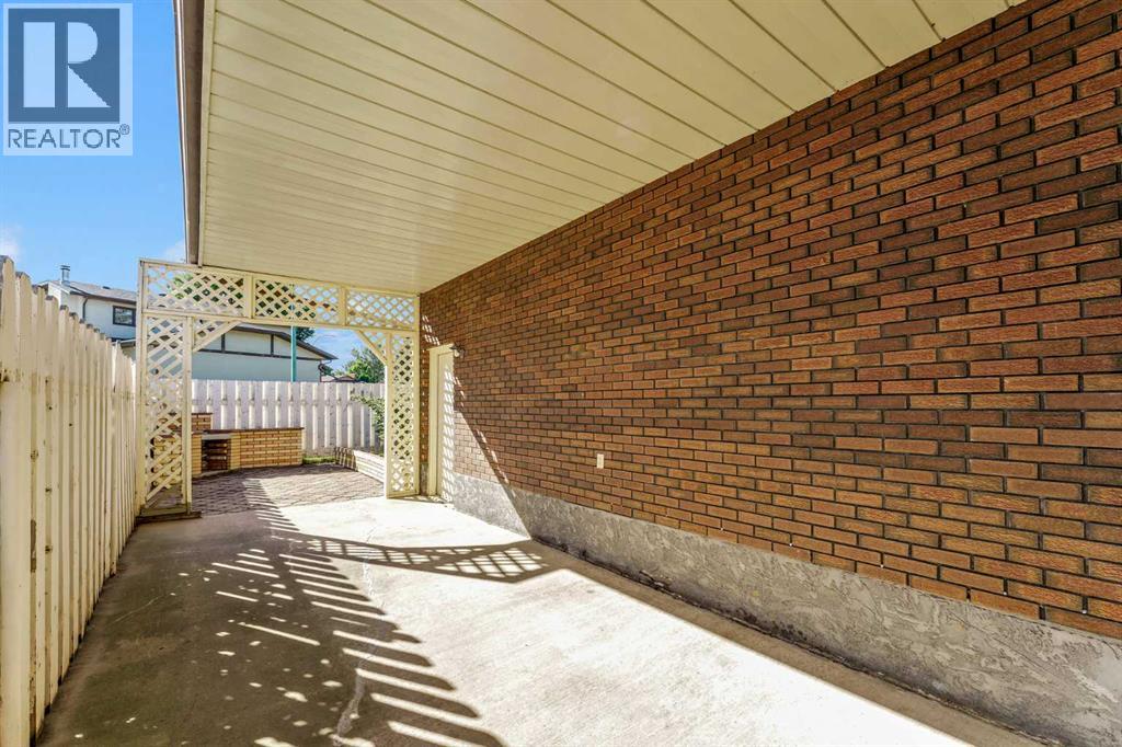 167 Primrose Drive Se, Medicine Hat, Alberta  T1A 2E7 - Photo 47 - A2346974