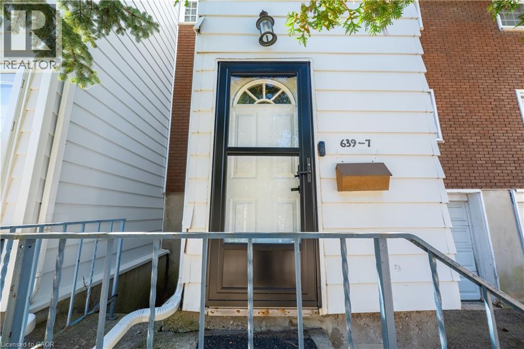 639 Albert Street Unit# 7, Waterloo, Ontario  N2L 3V5 - Photo 4 - 40854165