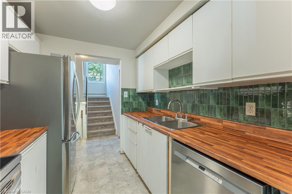 639 Albert Street Unit# 7, Waterloo, Ontario  N2L 3V5 - Photo 28 - 40854165