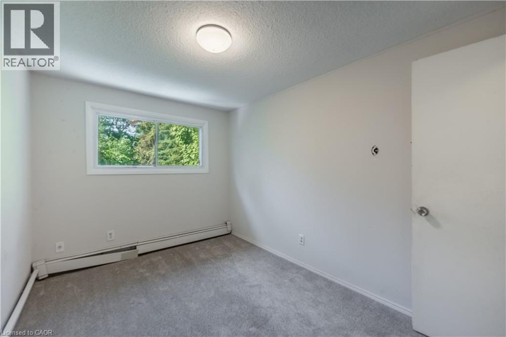 639 Albert Street Unit# 7, Waterloo, Ontario  N2L 3V5 - Photo 9 - 40854165