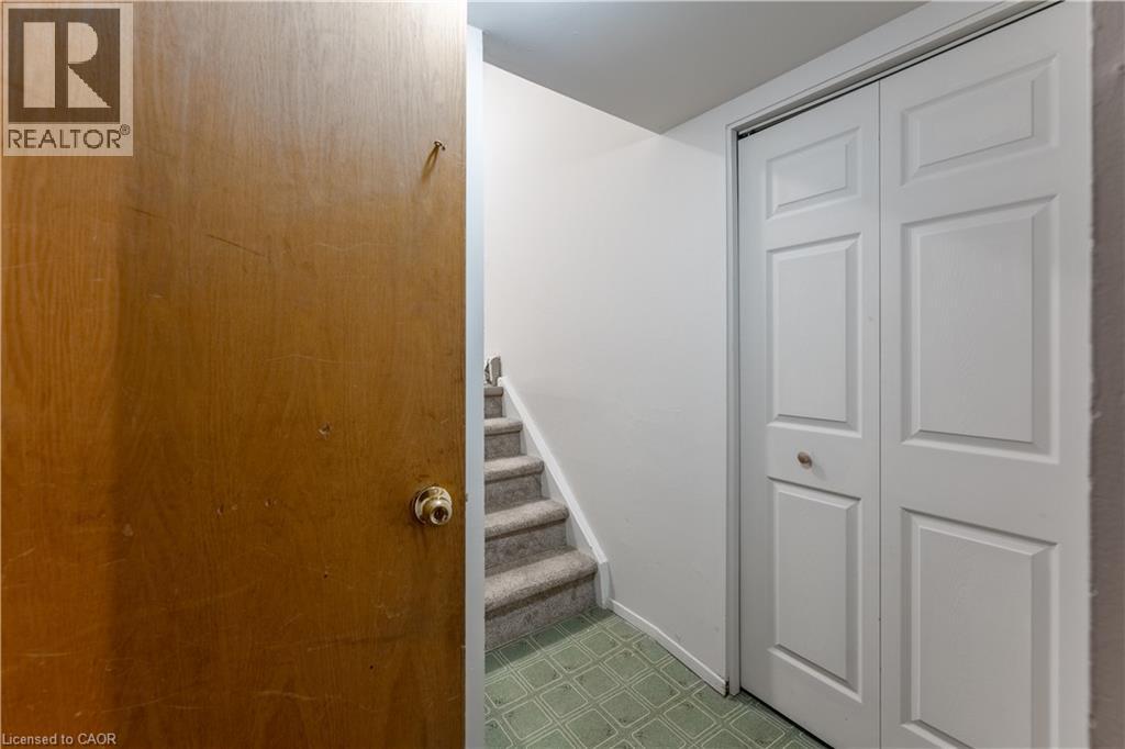 639 Albert Street Unit# 7, Waterloo, Ontario  N2L 3V5 - Photo 38 - 40854165