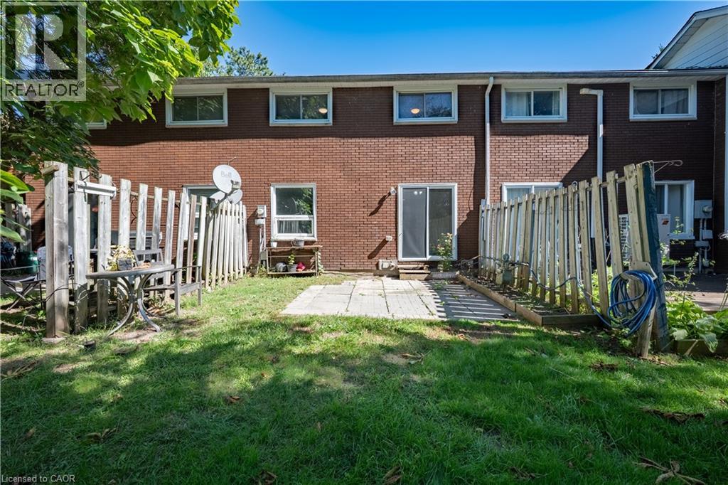 639 Albert Street Unit# 7, Waterloo, Ontario  N2L 3V5 - Photo 42 - 40854165
