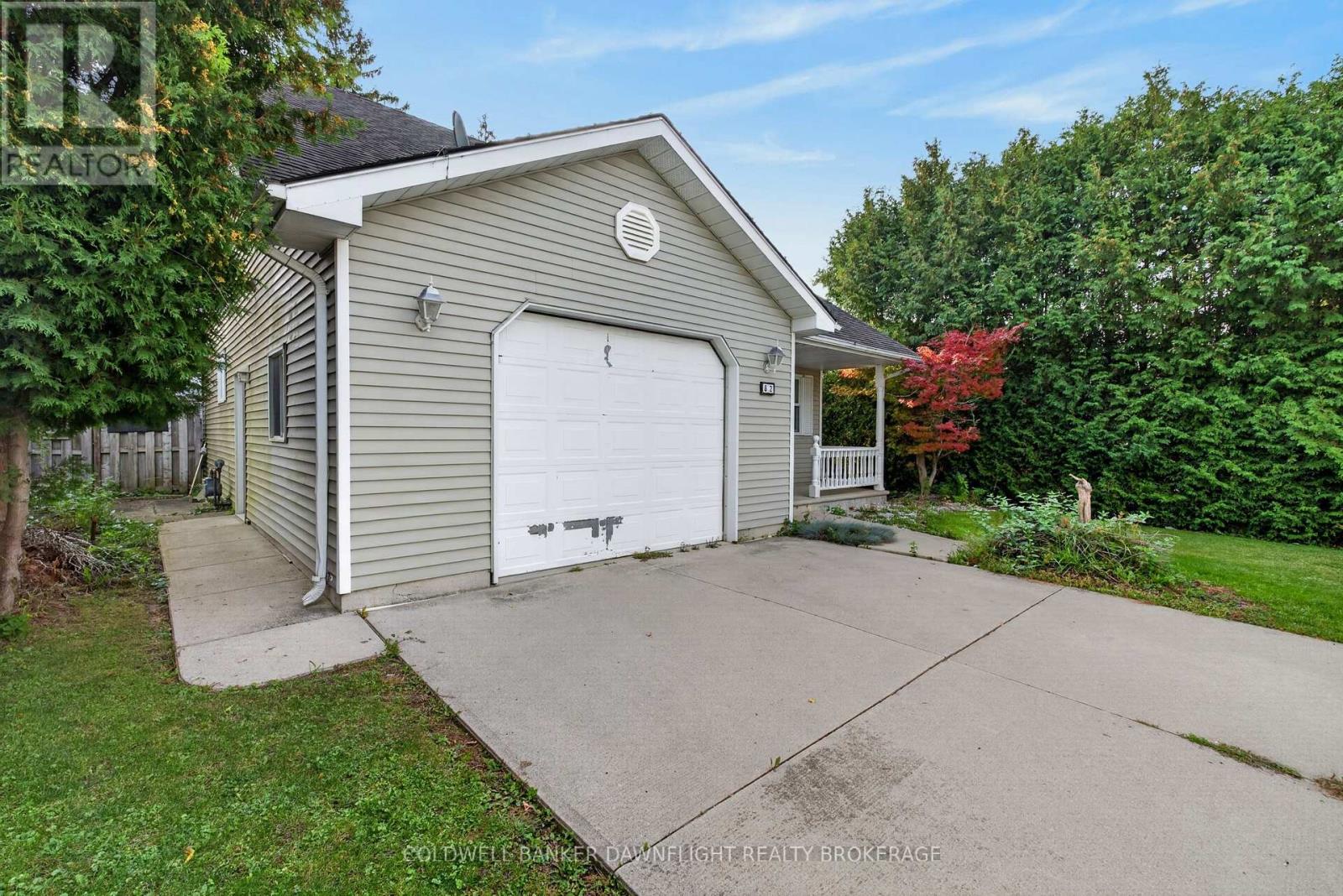 82 William Street, South Huron, Ontario  N0M 1S2 - Photo 3 - X13827730