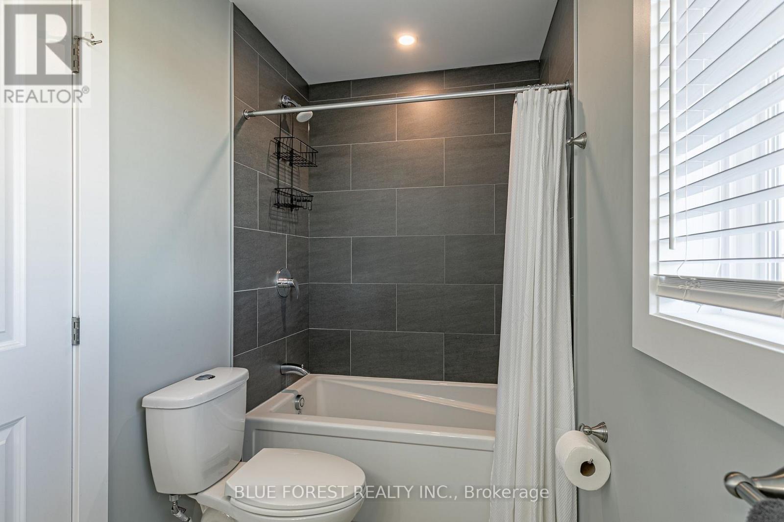 106 Spencer Avenue, Lucan Biddulph, Ontario  N0M 2J0 - Photo 29 - X13827770