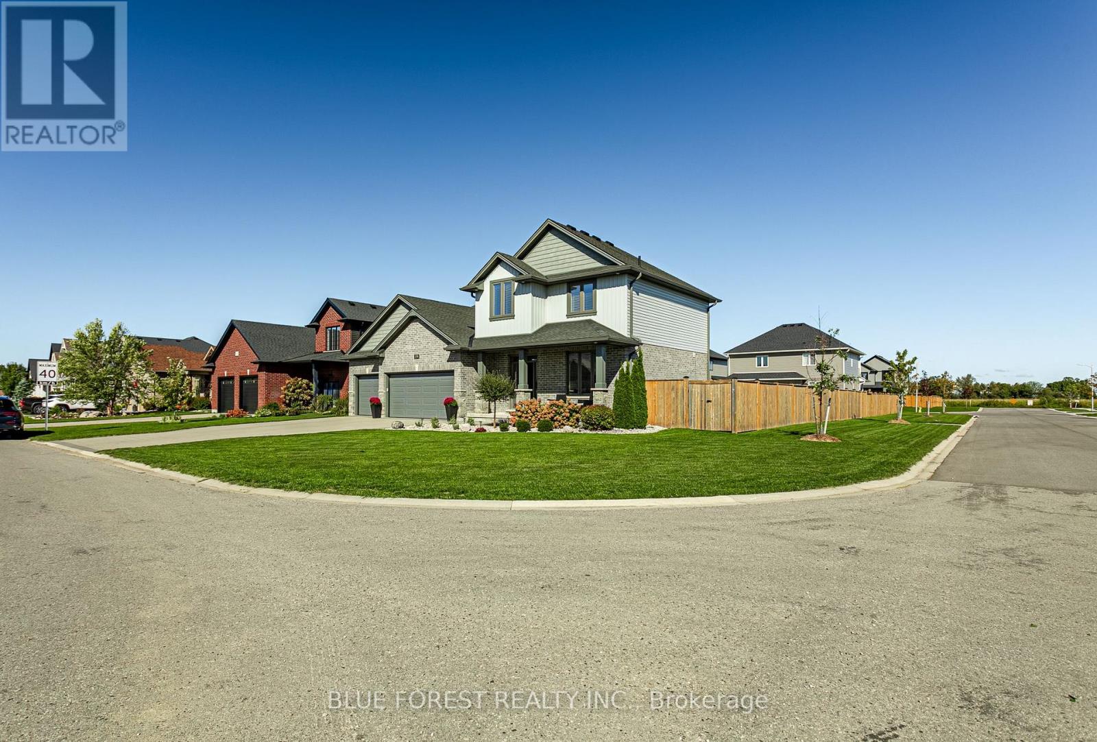 106 Spencer Avenue, Lucan Biddulph, Ontario  N0M 2J0 - Photo 5 - X13827770