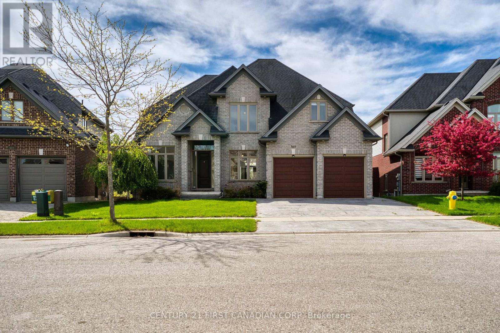 569 Eclipse Walk, London North, Ontario  N5X 0J9 - Photo 2 - X13827848
