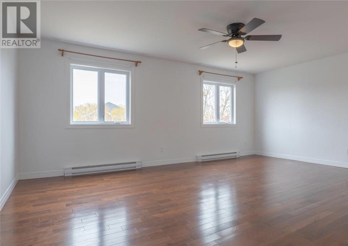 16 Hyde Park Drive, St. John's, Newfoundland & Labrador  A1A 5G3 - Photo 13 - 1303644