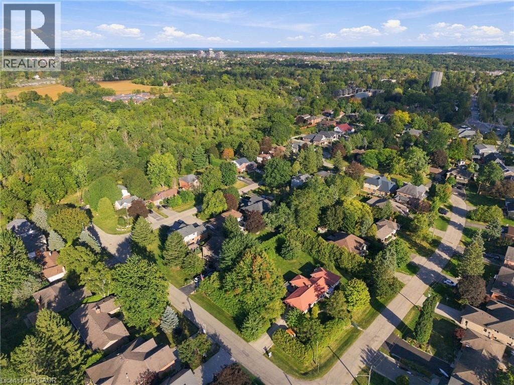 4 Summit Drive, Waterdown, Ontario  L8B 0E4 - Photo 48 - 40866414