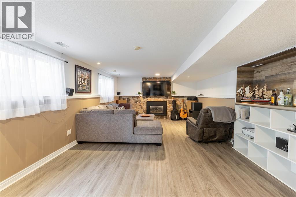 338 Hill Street, St Clair, Ontario  N0N 1G0 - Photo 15 - 26023297