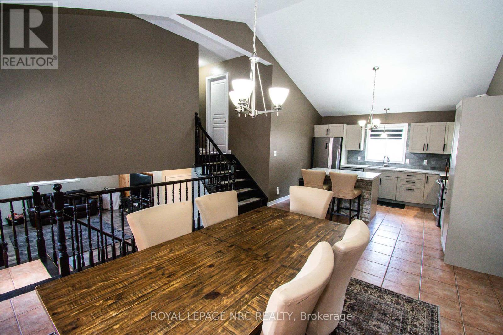 15 Arlene Street, St. Catharines (Rykert/vansickle), Ontario  L2S 4C9 - Photo 12 - X13827878