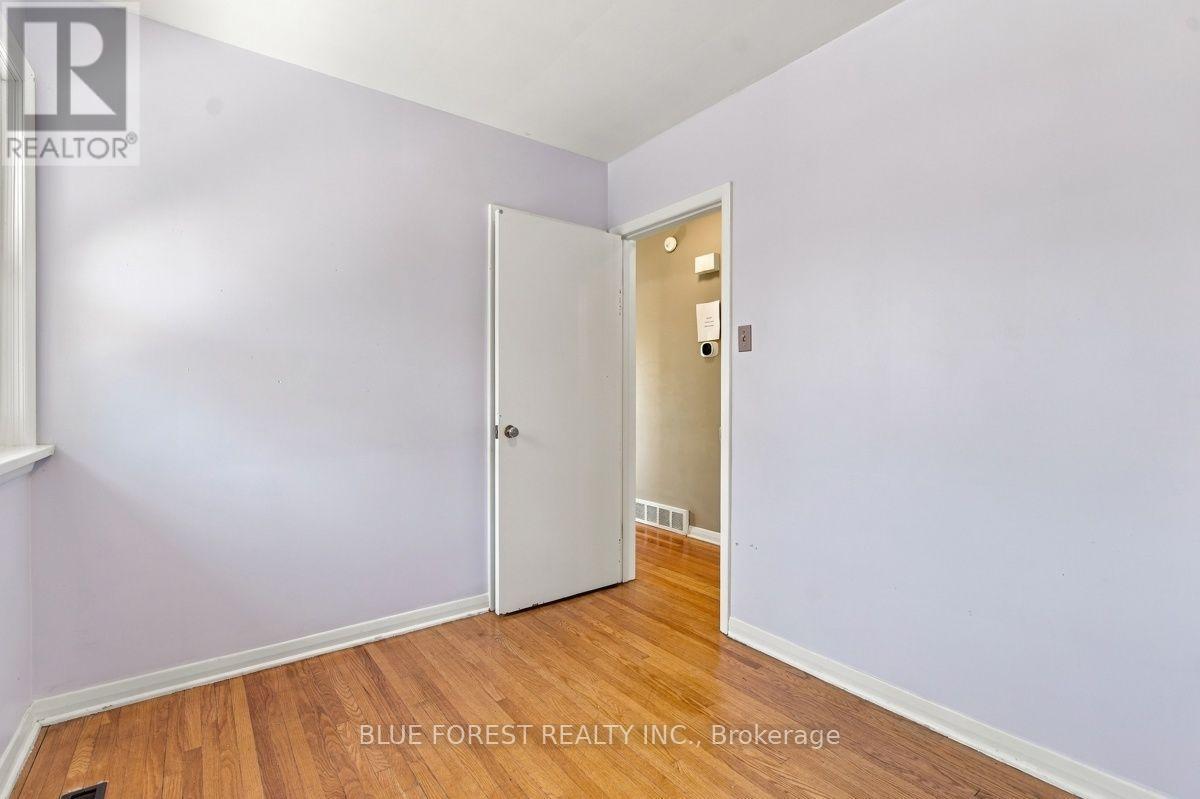 407 Vermont Avenue, London South, Ontario  N5Z 3E4 - Photo 19 - X13823898