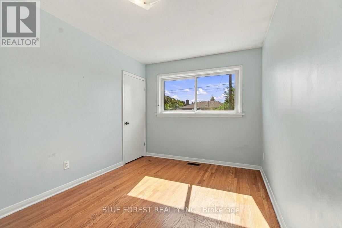 407 Vermont Avenue, London South, Ontario  N5Z 3E4 - Photo 23 - X13823898