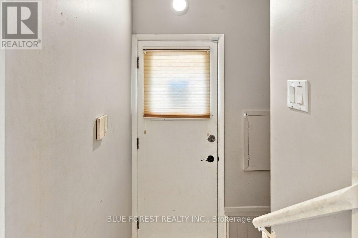 407 Vermont Avenue, London South, Ontario  N5Z 3E4 - Photo 27 - X13823898