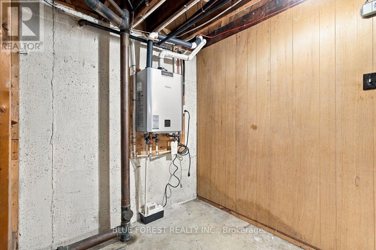 407 Vermont Avenue, London South, Ontario  N5Z 3E4 - Photo 37 - X13823898