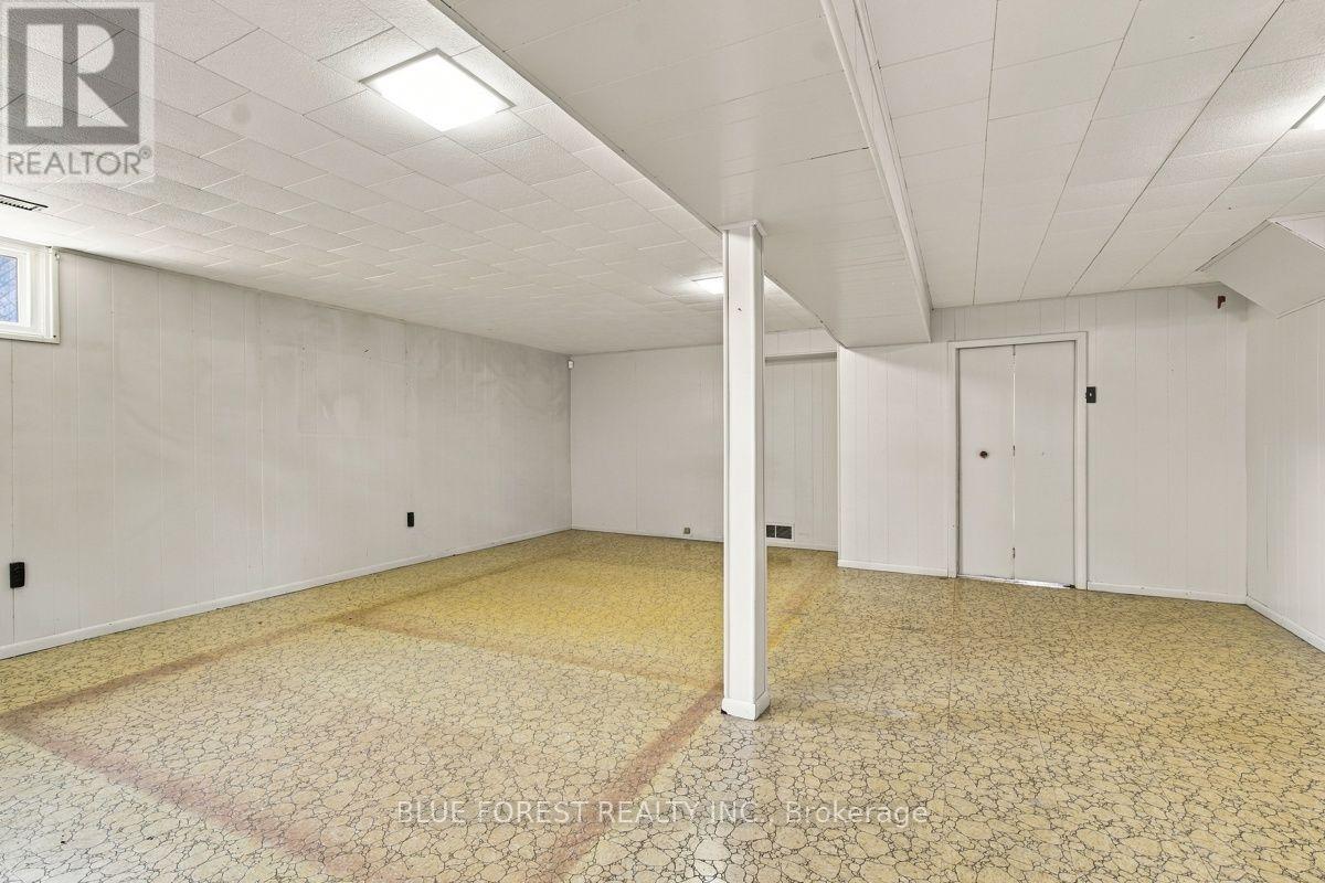 407 Vermont Avenue, London South, Ontario  N5Z 3E4 - Photo 32 - X13823898